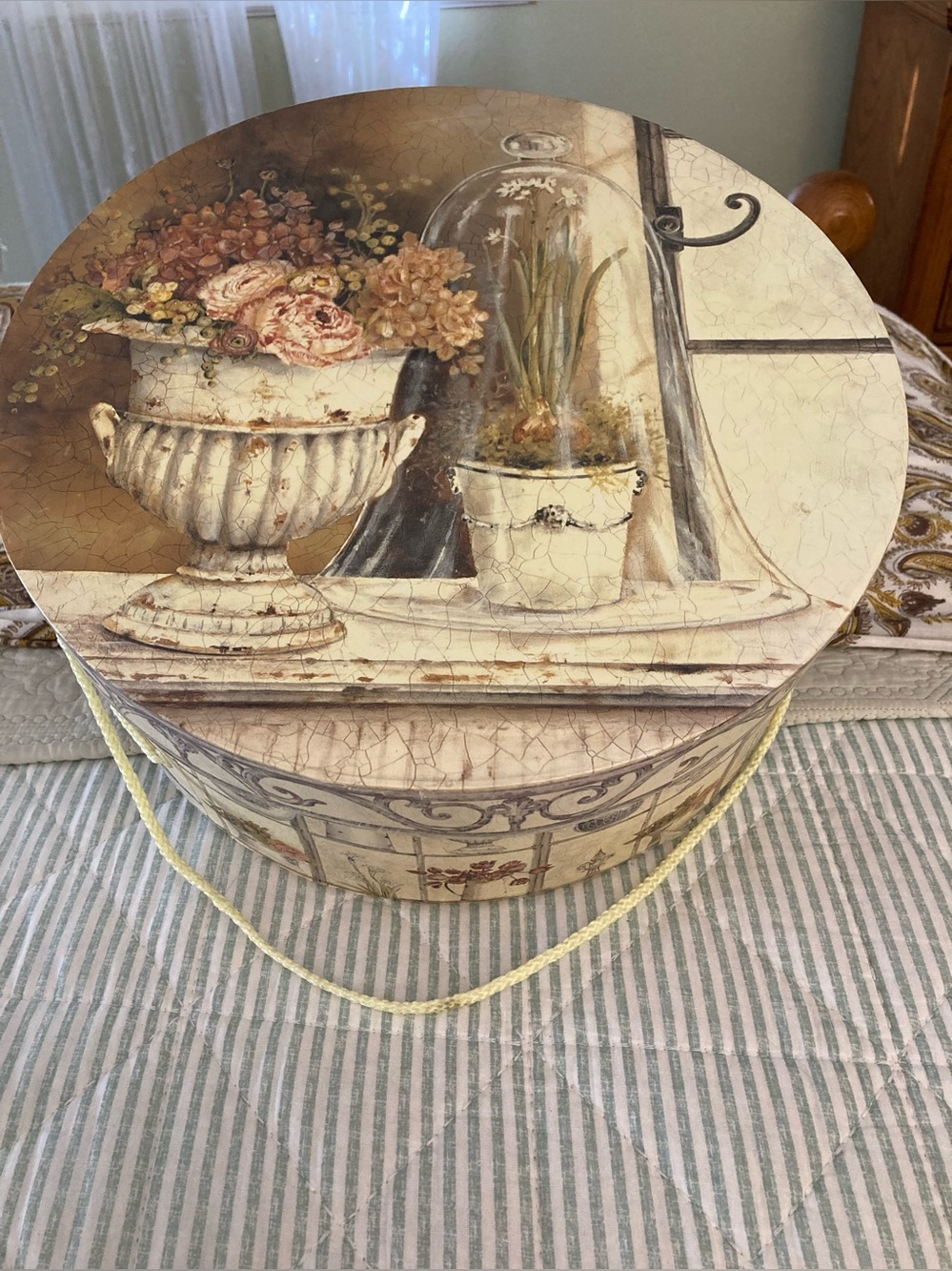 Vintage Kathryn White Art in Motion Tri-Coastal Hat Box – Tri Coastal Design
